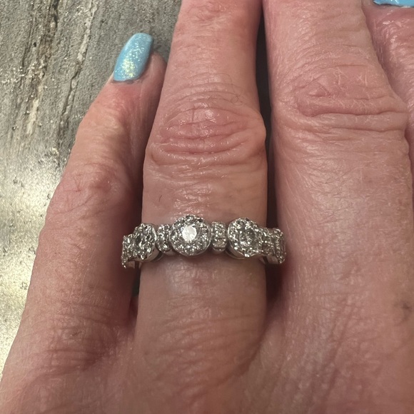 Jared 3/4 CTW Engagement Anniversary Band Ring - Picture 3 of 7